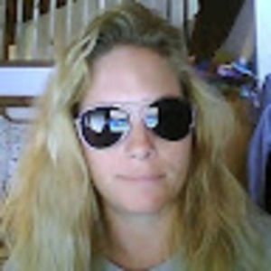 Meet your Posher, Holly